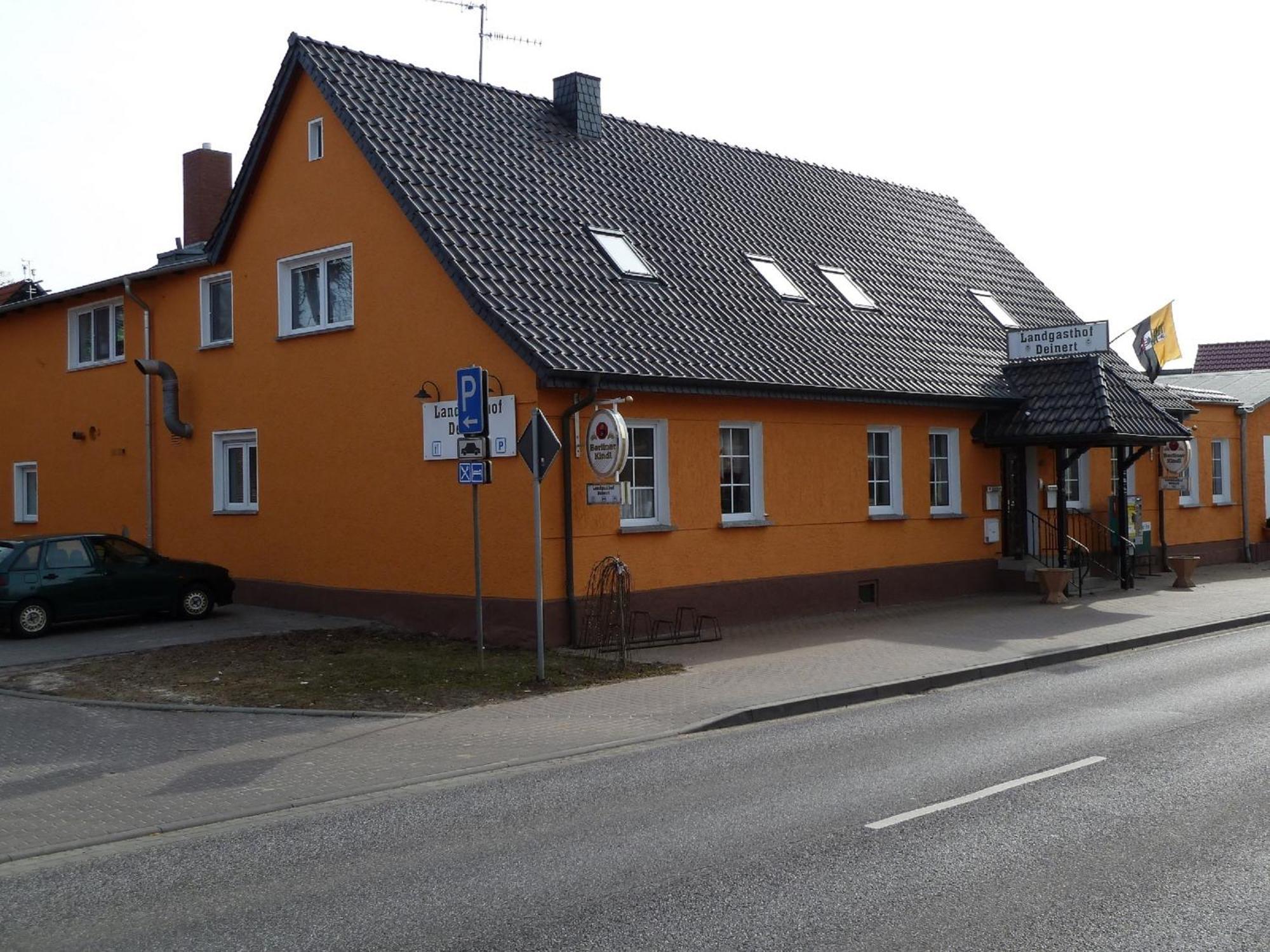 Landgasthof Deinert Hotel Genthin Exterior photo